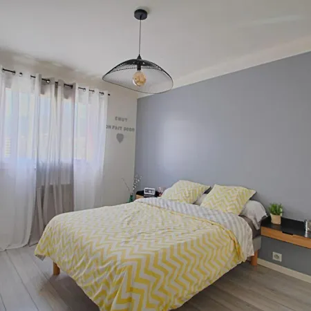 شقة Ajaccio: 3 Pieces, Terrasse, Clim, Parking, Internet, Proche Centre Et Commerces - Fr-1-61-528 أجاكسيو